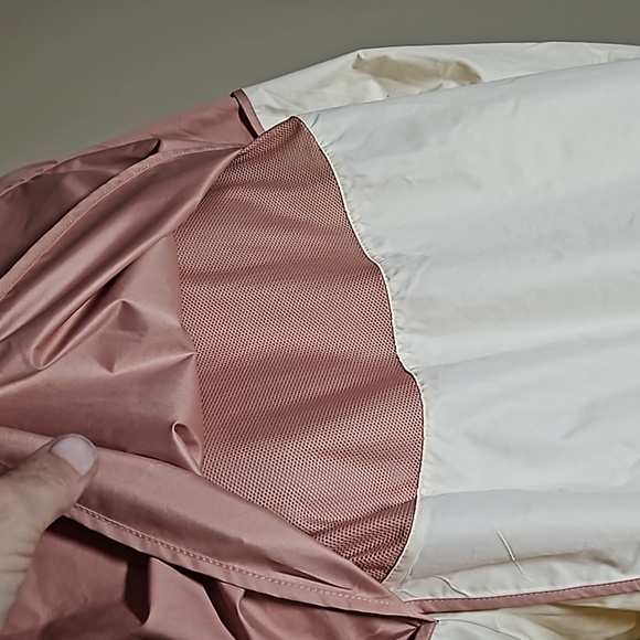 Nike zip up windbreaker hoodie - Picture 6 of 8